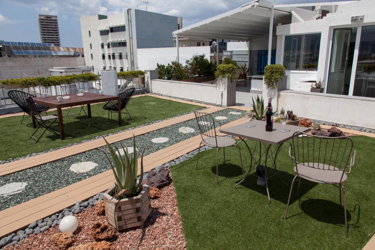 Gorgeous Penthouse With Private Jacuzzi And Amazing View! Apartment Athens Luaran gambar