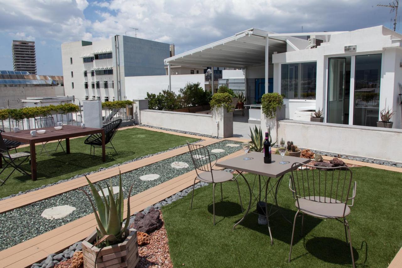 Gorgeous Penthouse With Private Jacuzzi And Amazing View! Apartment Athens Luaran gambar