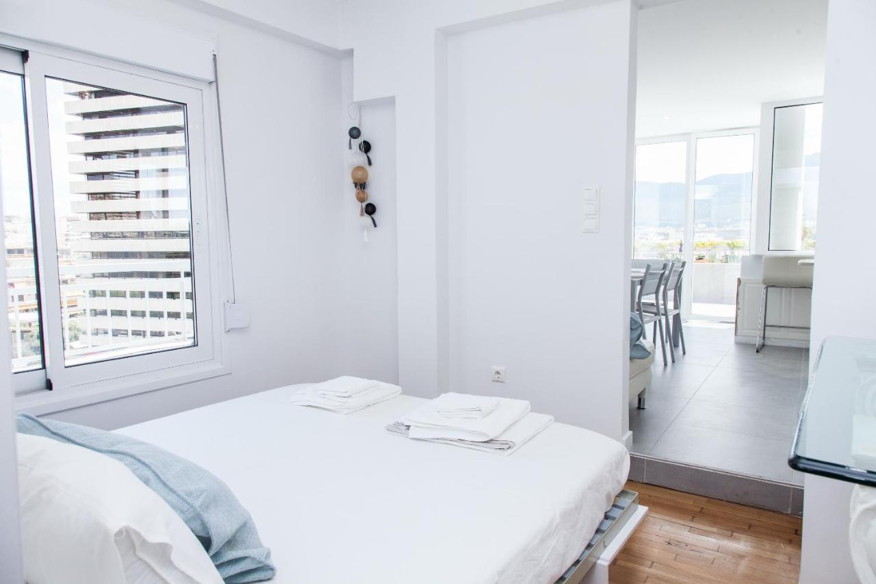 Gorgeous Penthouse With Private Jacuzzi And Amazing View! Apartment Athens Luaran gambar