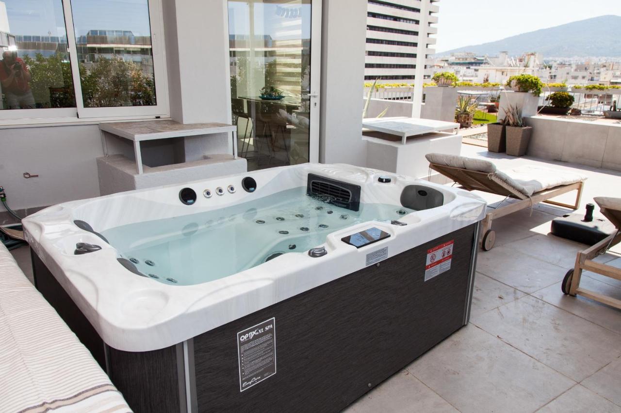 Gorgeous Penthouse With Private Jacuzzi And Amazing View! Apartment Athens Luaran gambar